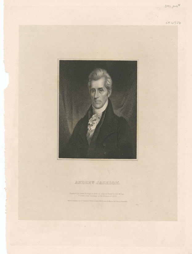 Schwarzes und weißes Porträt von Andrew Jackson, dem ersten US-Präsidenten, der einen Anzug trägt und einen ernsten Gesichtsausdruck hat, mit Text unten.