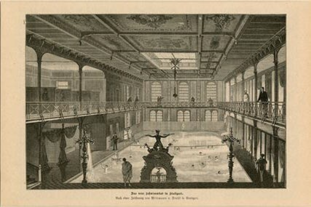 Gravur des Eislaufsaals im Schloss Versailles mit einer zentralen Fontäne, Menschen, Säulen, Fenstern und einer Decke.