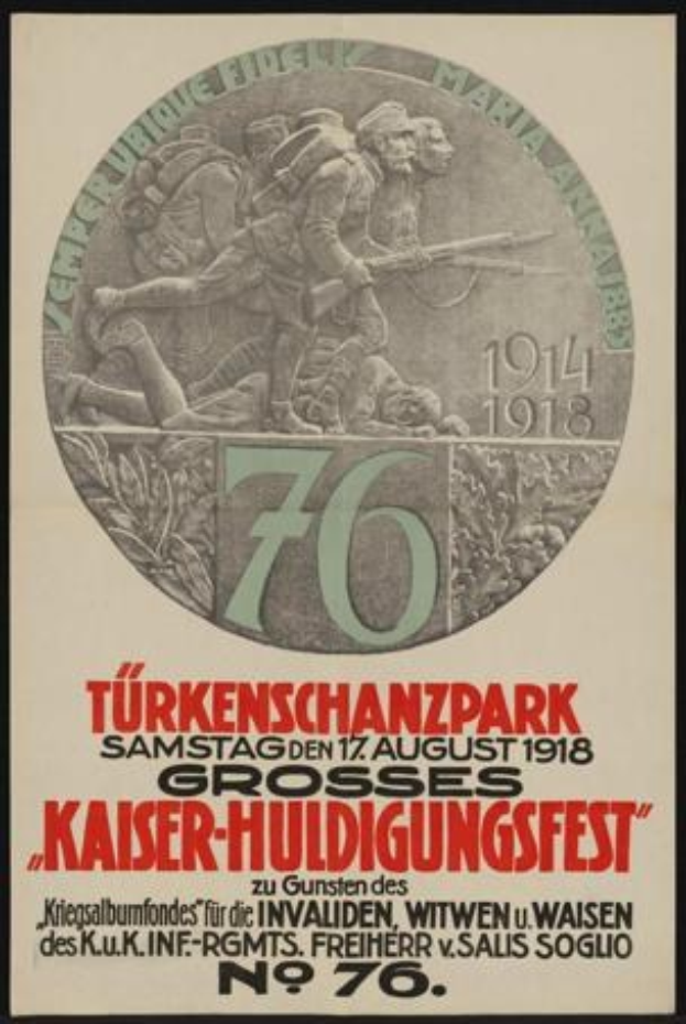 Ein gerahmtes Plakat zum 70. Jahrestag des Kaiser-Huldigungsfests in Berlin, Deutschland, mit einer Gruppe von Menschen in der Mitte, umgeben von Text und Zahlen.