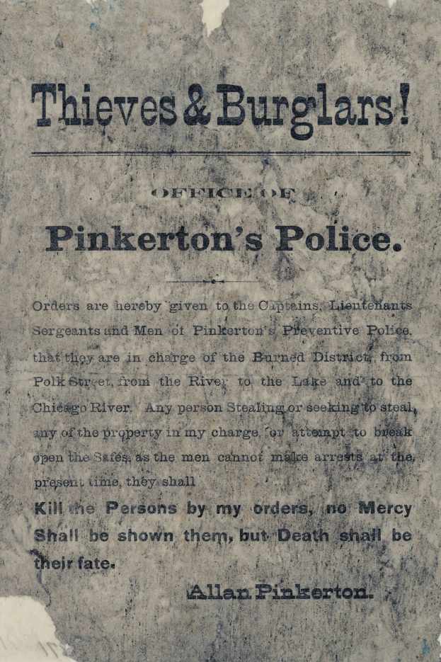 Ein Plakat mit fetter schwarzer Schrift, die 'Diebe & Einbrecher Pinkerton's Polizei' lautet, mittig auf einem weißen Hintergrund, umrandet von einem schmalen schwarzen Rahmen.
